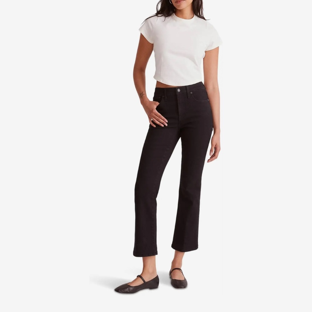 Madewell Mid-Rise Kick Out Jean in Black